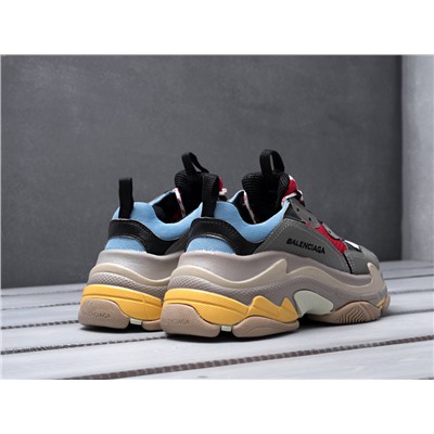 Кроссовки Balenciaga Triple-s