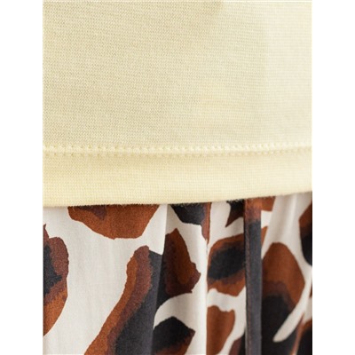 Футболка из плотного трикотажа с плетением риб 1*1