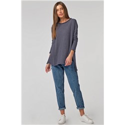 Джемпер трикотажный оверсайз в полоску на синем