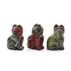 Кошка из яшмы уральской 23*16*36мм