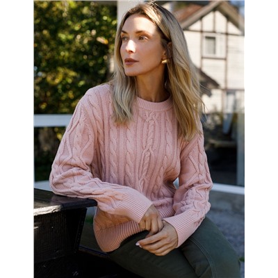 Свитер фактурной вязки с узором косы