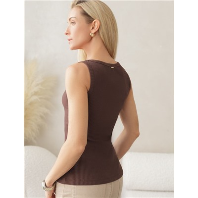 Топ из трикотажа в широкий рубчик