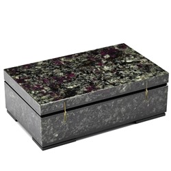 Ларец из эвдиалита 115*70*40мм