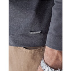 Тонкий лонгслив с круглым воротом на пуговицах из премиального хлопка с эластаном