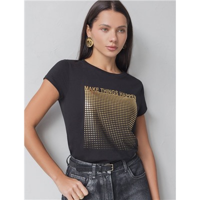 Нарядная футболка с блестящим принтом