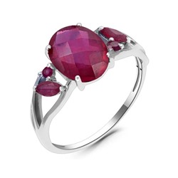 Кольцо, 1 рубин корунд овал 7х9 мм/2.11 ct , 2 рубин корунд маркиз 2х4/0.24 ct, Виталина