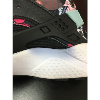 Кроссовки Nike Air Huarache (уценка)