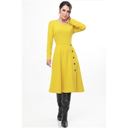 Платье трикотажное с декоративными пуговицами