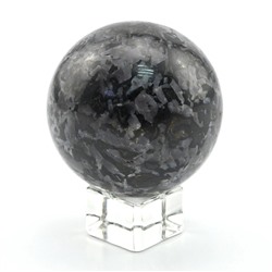 Шар из амфиболита, диаметр 54-57мм, 241-275гр.