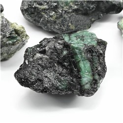 Минерал берилл 34*26*18мм, 20-29г (E)