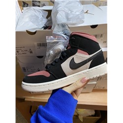 Nike Air Jordan 1