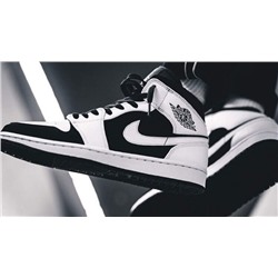 Nike Air Jordan 1