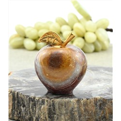 Яблоко из камня оникс 37*37*45мм.