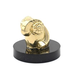 Знак зодиака из бронзы "Овен" на подставке из долерита 50*50*42мм