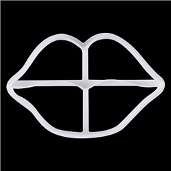 Вырубка для пряника  "Губы"  пластик, 7*11 см