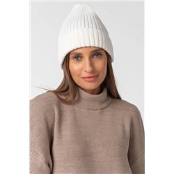 Шапка вязаная бини с отворотом молочная