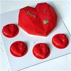 Силиконовый молд 3D «Сердечки с гранями» (3 штуки)