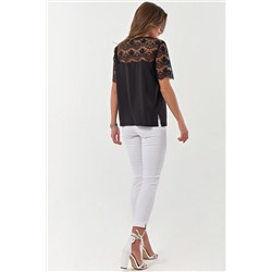Блузка нарядная прямая с кружевом черная