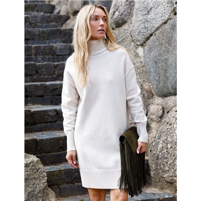 Платье из пряжи с кашемиром