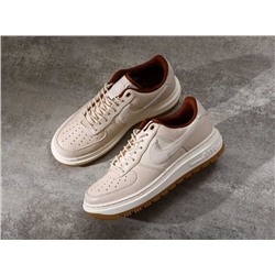 Nike Air Force 1 Luxe