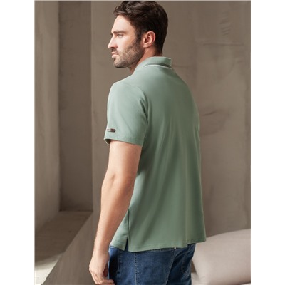 Футболка-поло из фактурного трикотажа