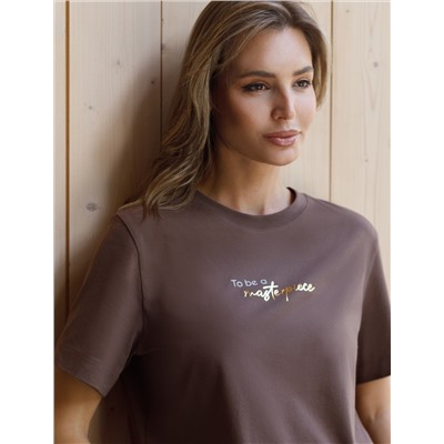 Футболка из премиального хлопка с авторским принтом