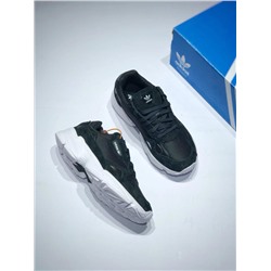 Кроссовки Adidas Falcon W