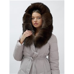 Пальто женское зимние с мехом песец люкс класса бежевого цвета 625B