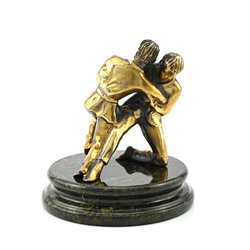 Статуэтка из бронзы "Борцы" на змеевике 90*90*95мм