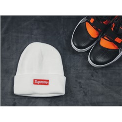 Шапка Supreme white