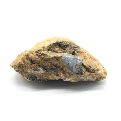 Корунд сапфир в породе 42*34*17мм, 23г