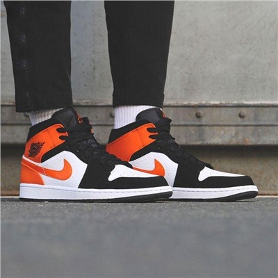 Nike Air Jordan 1