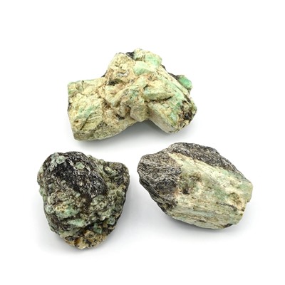 Минерал берилл 43*28*35мм, 50-59гр