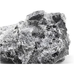 Кристаллическое образования кварца 85*60*47мм, 157г
