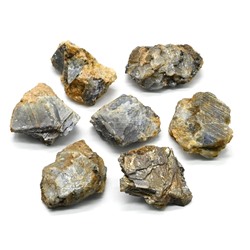 Корунд сапфир в породе AA 18*14*8мм, 2-4г