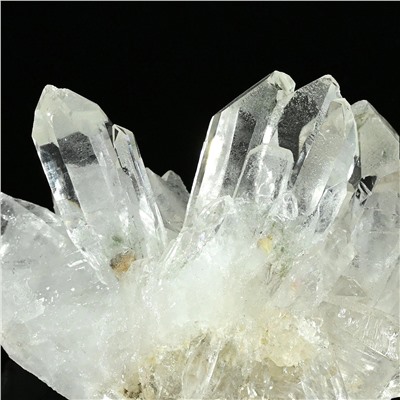 Кристаллы горного хрусталя 82*50*47мм, 180-189г