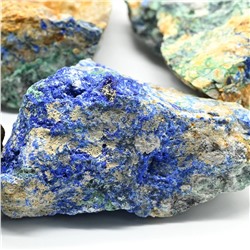 Минерал азурмалахит 31*22*15мм, 15-19г