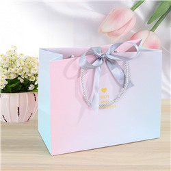 Пакет подарочный с атласной лентой Размер L (25*20*12,5 см.)