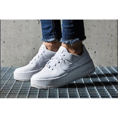 Nike Air Force1 Sage Low