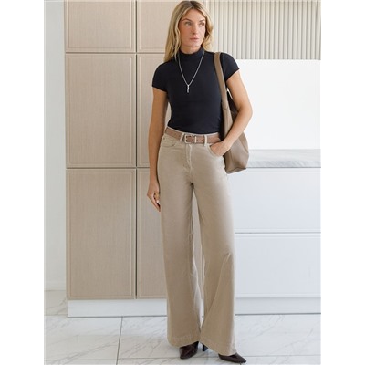 Футболка из фактурного трикотажа в рубчик