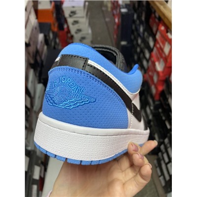 Nike Air Jordan 1
