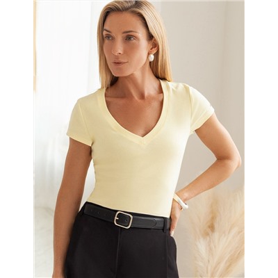 Футболка из плотного трикотажа с плетением риб 1*1