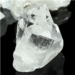 Кристаллы горного хрусталя 55*39*30мм, 60-69г