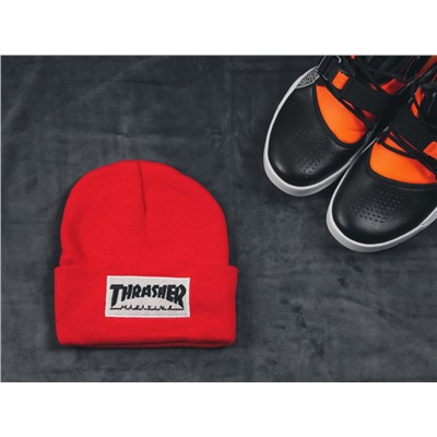 Шапка Thrasher red