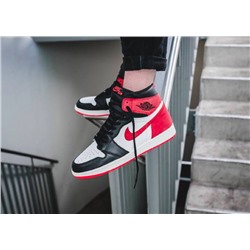 Nike Air Jordan 1