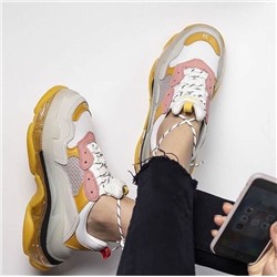 Balenciaga Triple S