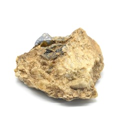 Корунд сапфир в породе 42*34*17мм, 23г