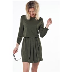 Платье трикотажное короткое в полоску на зеленом