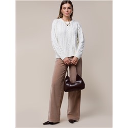 Свитер фактурной вязки с узором косы