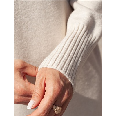 Платье из пряжи с кашемиром